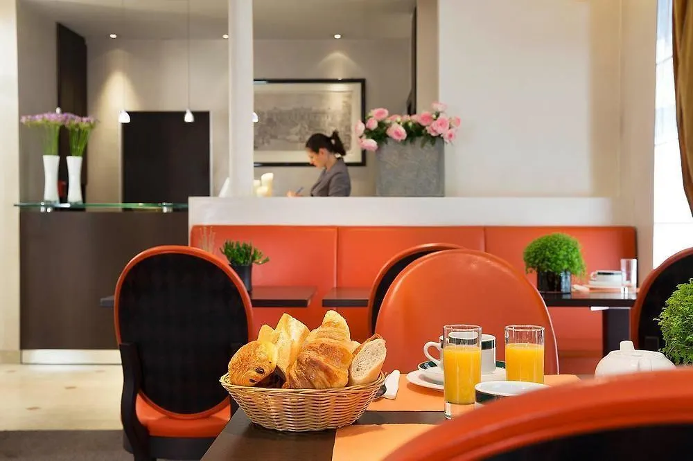 Eiffel Turenne Hotell